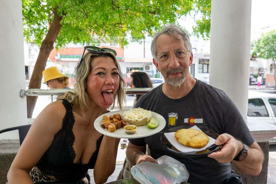 Food Tour in Santa Marta Old City - Entering the Public Market