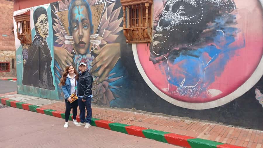 Free Walking Tour Bogotá: Arte, Historia y Café - Tasting Colombia at La Concordia Market