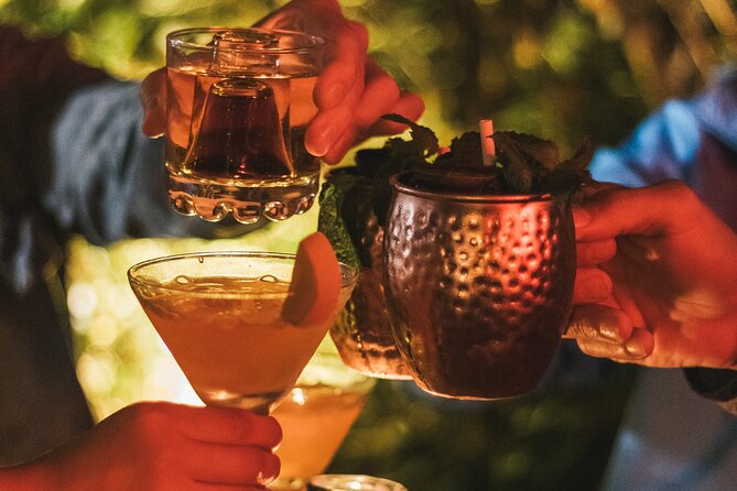 Friday Night Bar Crawl in Bogotá, Colombia - Group size, age, and practical planning