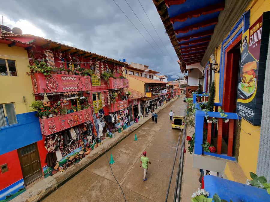 From Bogotá: Private Tour to Villa de Leyva - How the guide can shape the day