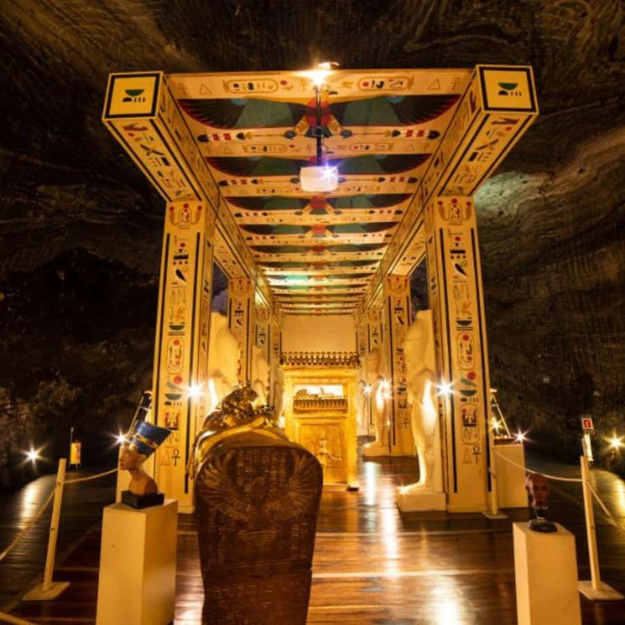 From Bogota: Salt Cathedral Tour in Zipaquirá - Coffee, food, and crafts before the cathedral