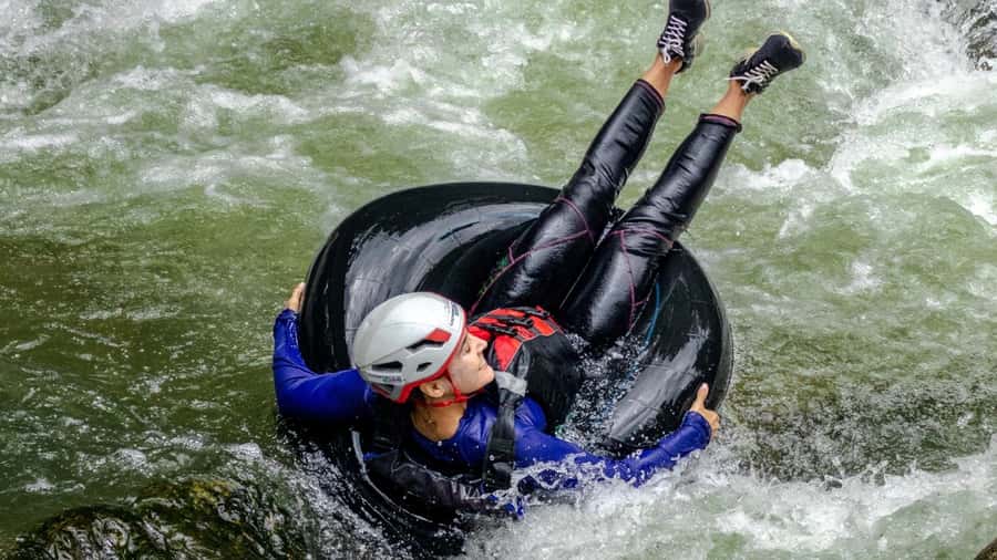 From Guatape: 4 Hours Private Arenal River Tubing - From Guatape to San Rafael, the trip starts on the road