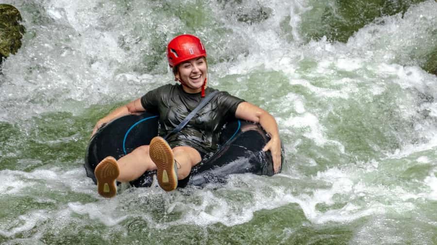 From Guatape: 4 Hours Private Arenal River Tubing - Three hours on the Arenal River