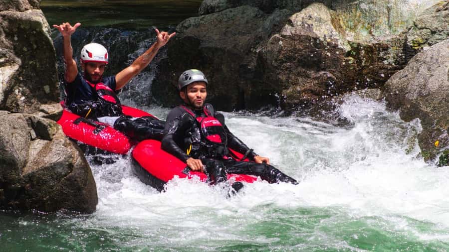 From Guatape:Paragliding and River Tubing private experience - Why this makes a strong adventure day from Guatape