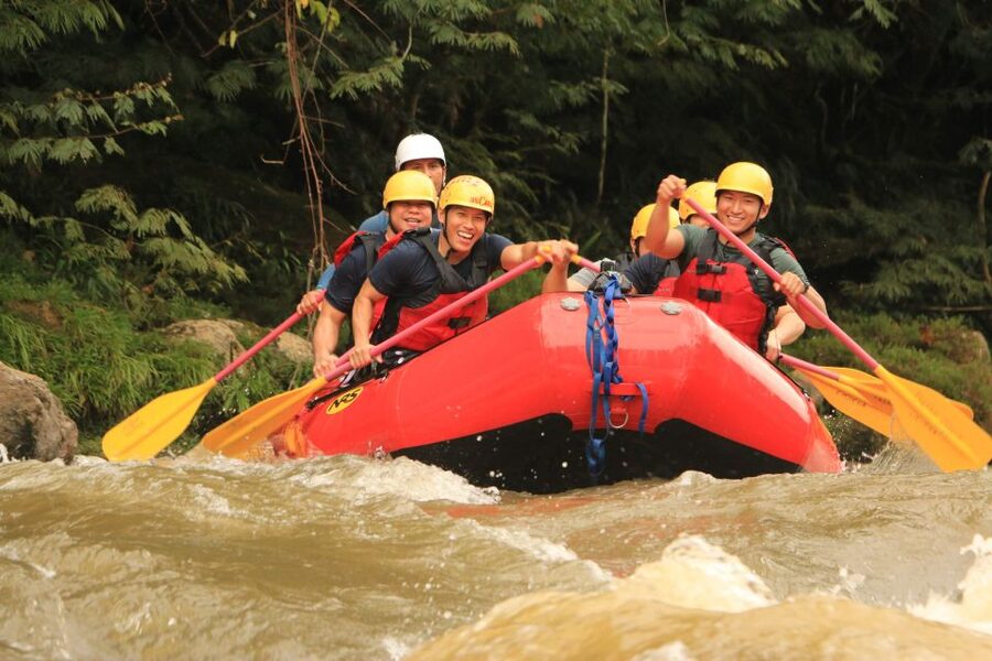 From Medellín: ATV Ride and Rafting Experience Combo Tour - What the private group format changes