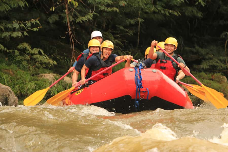 From Medellín: ATV Ride and Rafting Experience Combo Tour - Gear, clothing, and the wet-shoe problem