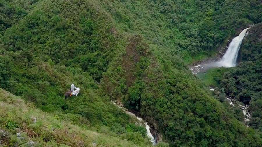 From Medellín: Dream Hammocks, Zipline, & Waterfall Day Trip - A final zipline and the walk back