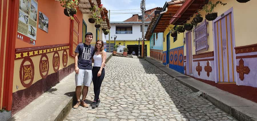From Medellin: Guatapé and Coffee Private Day Tour - Why this Guatapé day trip works
