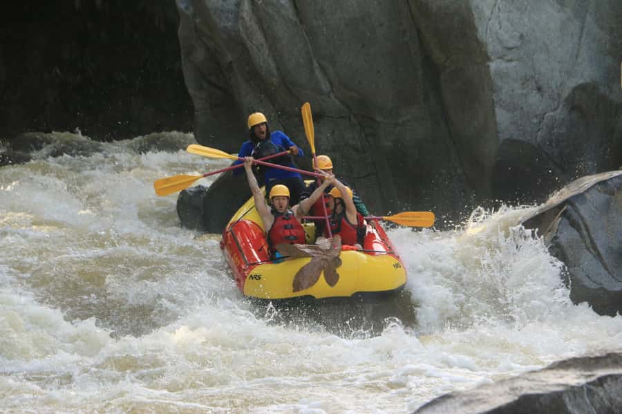 From Medellín: Paragliding and Rafting Combo Tour - Who will enjoy this tour most