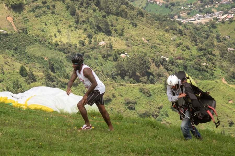 From Medellín: Paragliding Tour with GoPro Photos & Videos - Booking Value and Flexibility