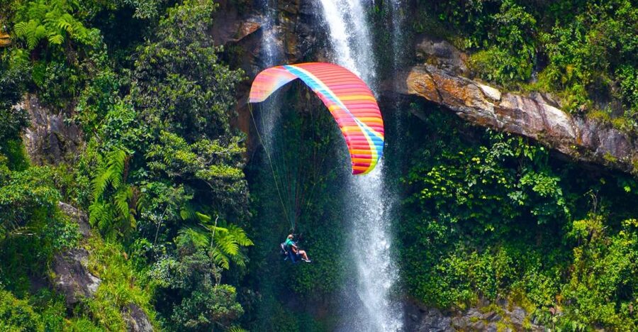 From Medellin: Private Paragliding Tour Over Waterfalls - Who will enjoy this private flight most?