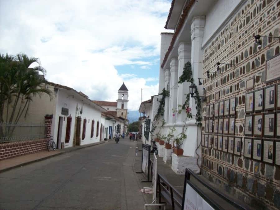 From Medellín: Private Santa Fe de Antioquia Tour - Why Santa Fe makes a good day away from Medellín