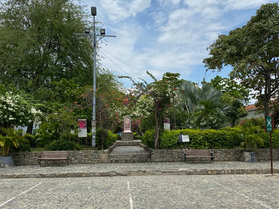 From Medellín: Private Santa Fe de Antioquia Tour - What the private format adds at $119