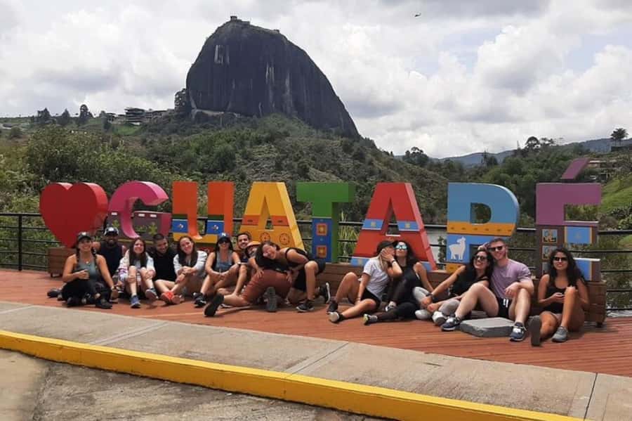 From Medellin: Private Tour to el Peñol and Guatape Dam - Key points at a glance