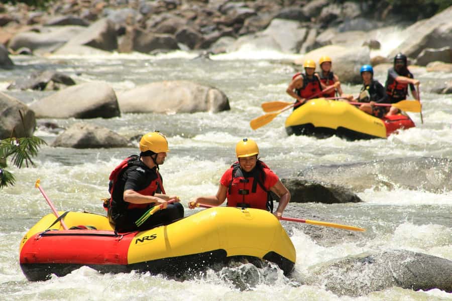 From Medellin: Rafting Experience - Five things to know before rafting the Calderas River