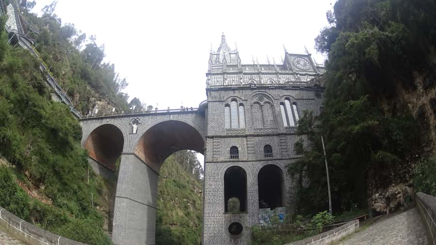 From Quito: Las Lajas Sanctuary Full-Day Tour & Hotel Pickup - Key points at a glance