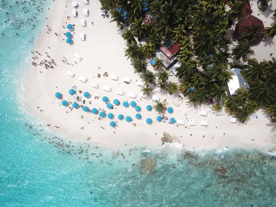 From San Andrés: Speedboat Tour to Johnny Cay Island - Meeting at Martinez Renta Autos on Avenida Newball