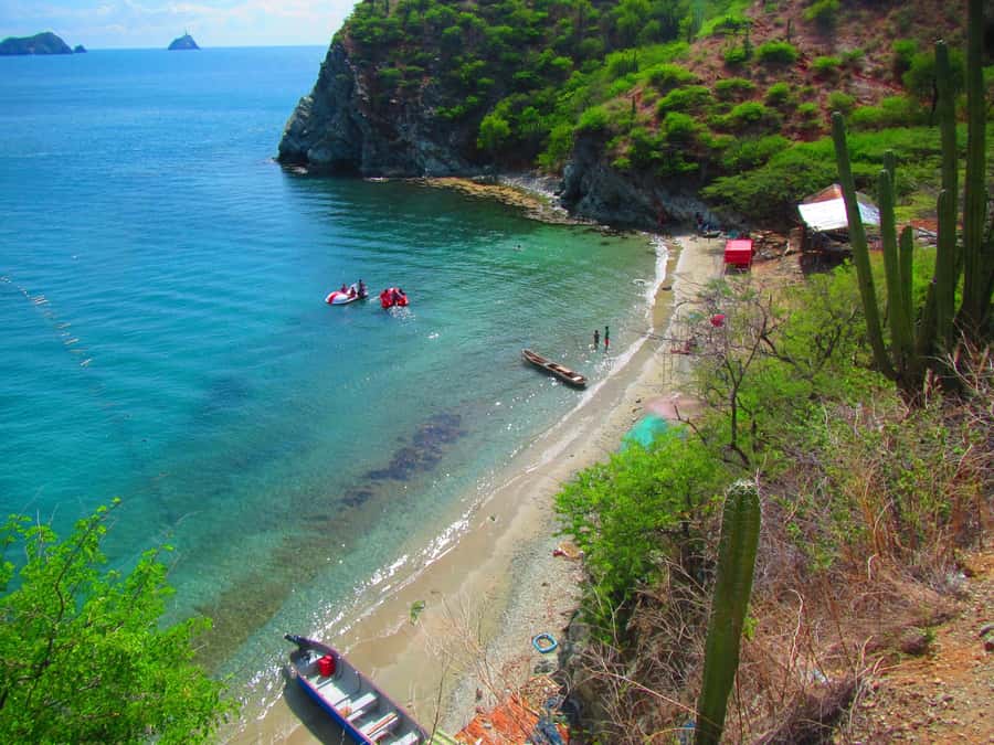 From Santa Marta: Sisiguaca Beach Hike with Snorkeling - Taganga and the coastal trail