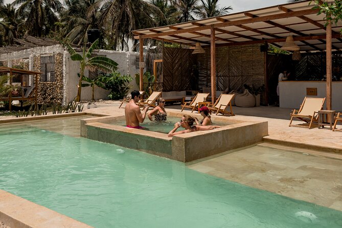 Full Day At the best Vip Beach Club in Tierra Bomba - Is eight hours the right amount of time?
