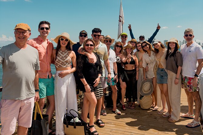 Full Day At the best Vip Beach Club in Tierra Bomba - Taking the boat to Tierra Bomba