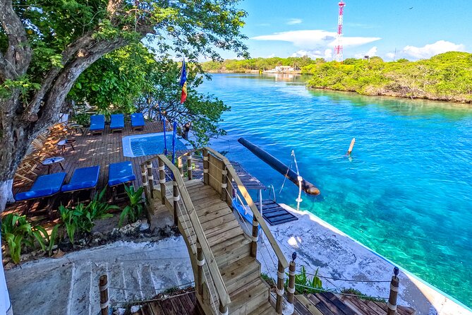 Full Day in 3 Islands of the Rosary Islands - What this Cartagena boat day is really like