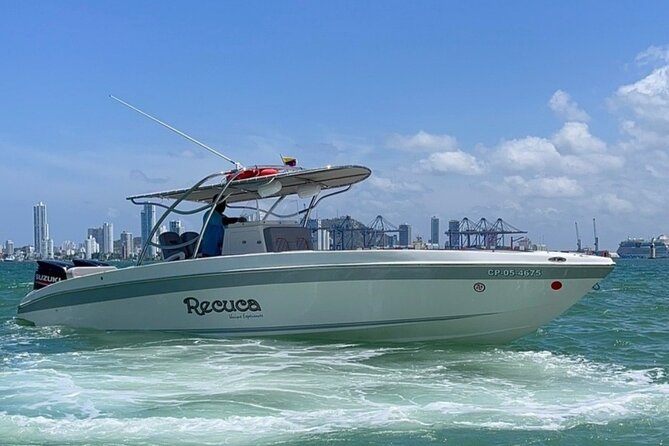Full Day Luxury Private Boat Rental To Rosario Islands - Cholon or Playa Tranquila for a second island stop