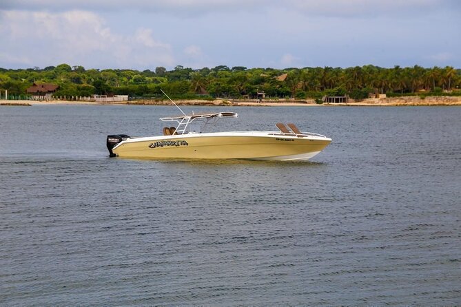 Full Day Private Boat Rent to Rosario and Barú Island - Rosario and Barú: Choosing Your Island Stops