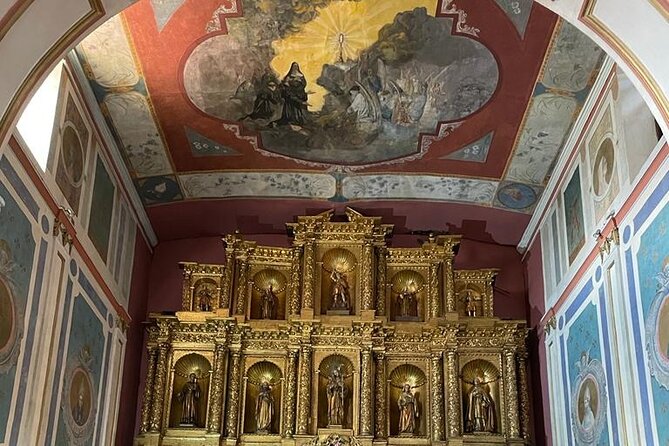 Full Day Private Tour Historical Center La Candelaria and Monserrate - Why This Seven-Hour Route Works