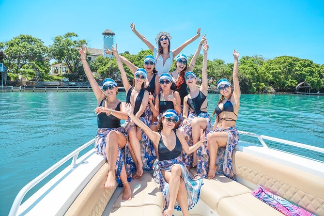 Full Day Private Tour of the Rosario Islands by Boat 29/30 ft - Baru beaches: four different ways to slow down
