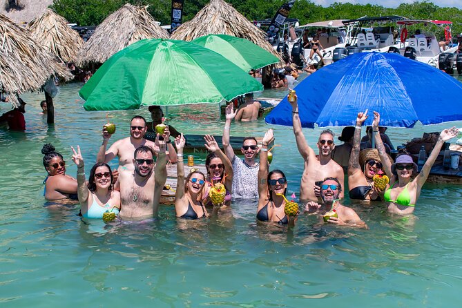 Full Day Private Tour of the Rosario Islands by Boat 29/30 ft - Who will get the most from this tour
