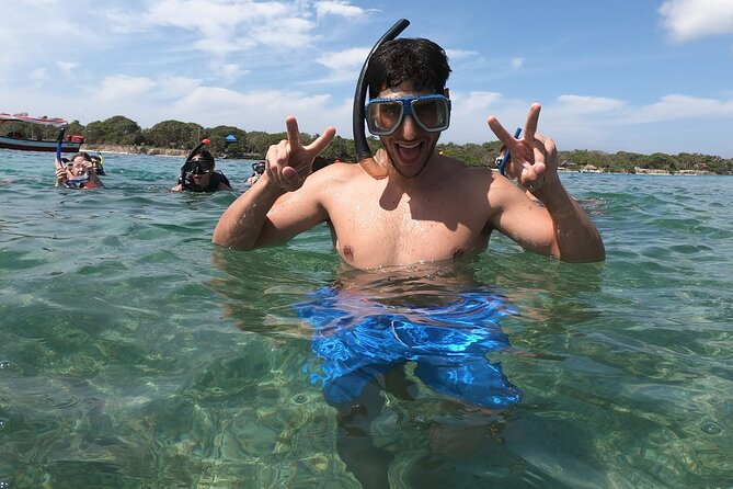 Full day tour islands of Rosario vip - Playa Tranquila Barú is the final reward