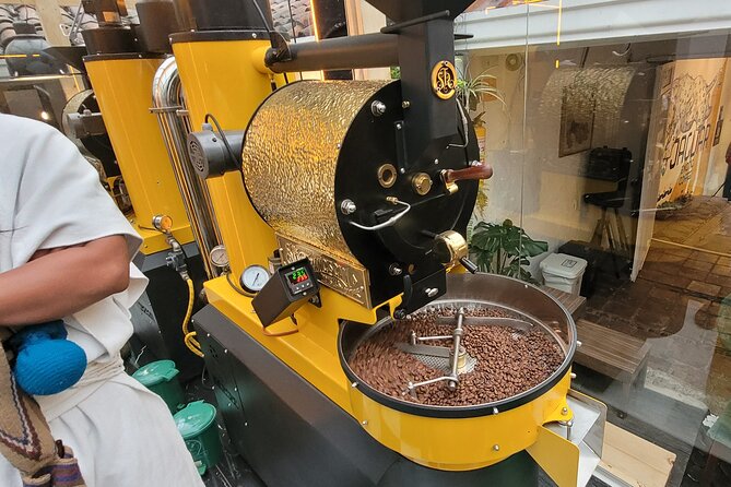 Full Exotic Coffee Experience: Tasting, Roasting and Filtered - Cupping: the best lesson in coffee flavor