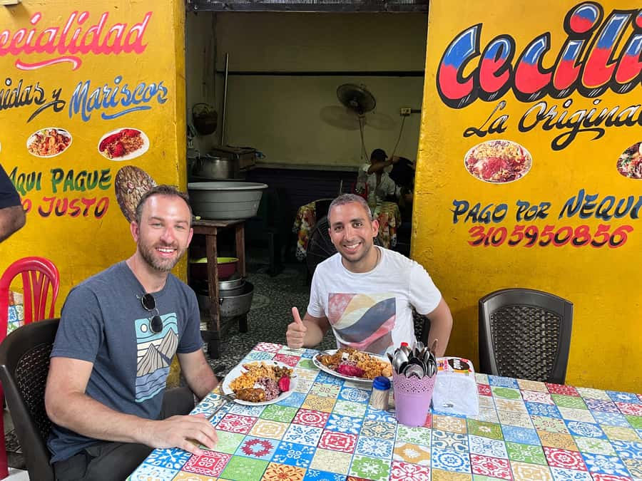 FUN BIKE RIDE WITH LUNCH AT ANTHONY BOURDAIN FAVORITE SPOT - The main event at Bazurto Market