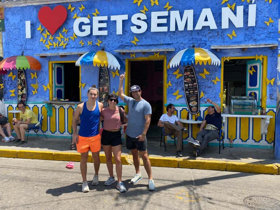 FUN BIKE RIDE WITH LUNCH AT ANTHONY BOURDAIN FAVORITE SPOT - How much riding should you expect?