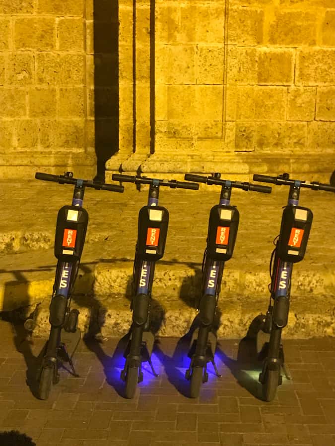 Fun, Fast & Fresh Segway Tour of the Walled City & Getsemaní - Family appeal and practical comfort