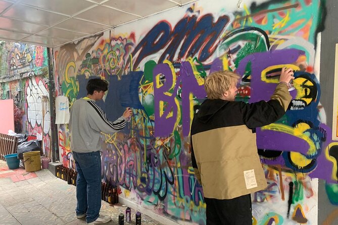 Fun Graffiti Workshop: The Art of Aerosol and Color - A Warm-Up Before You Touch the Wall