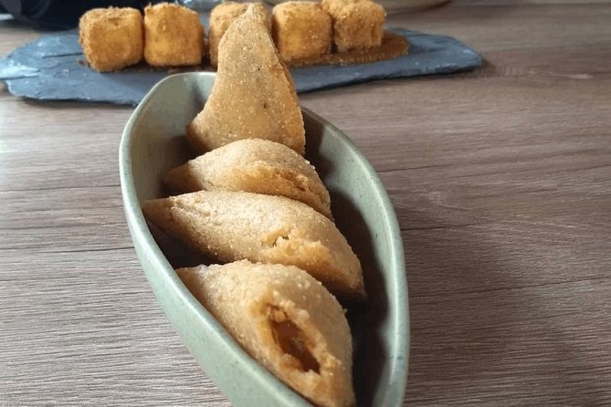 Gastronomy of Colombia Private Tour (6 Hrs.) - Private transport and the value of $199