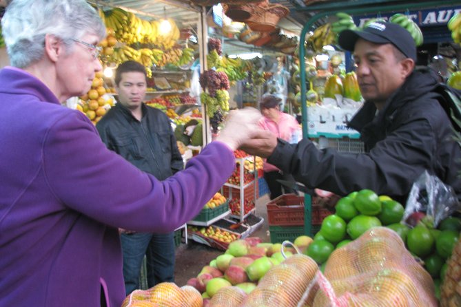 Gastronomy of Colombia Private Tour (6 Hrs.) - Two hours at Plaza de Mercado Paloquemao