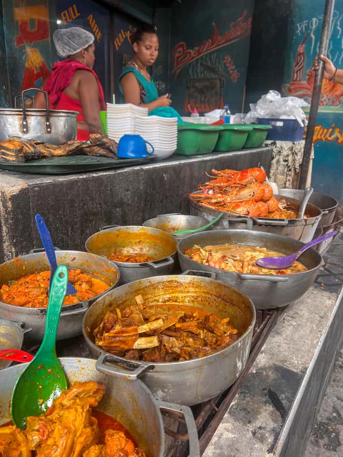 Get to know the real Cartagena: Bazurto Market gastronomic & cultural tour - Why Bazurto Market Changes Your View of Cartagena