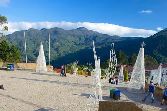 Gold Museum and Monserrate Private Half-Day Tour - Guide quality is the key variable