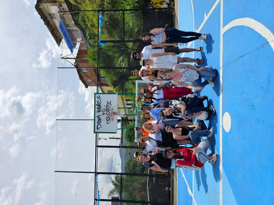 Graffiti Tour comuna 13 and cable car (made by local guides) - Ending With Social Transformation