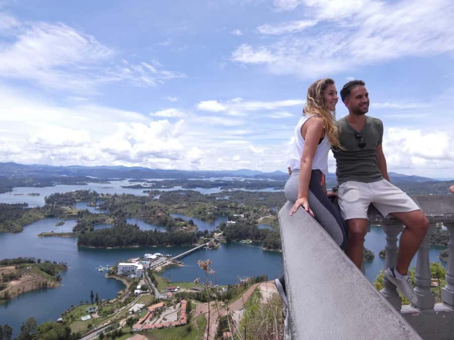 Guatape and El Peñol Rock Tour: Private or Shared - Lunch and what the $95 price means