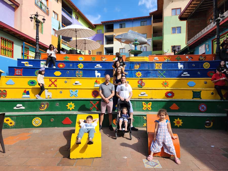 Guatape Coffee Villa including Rock Town & Waterfall - Who should book this tour?