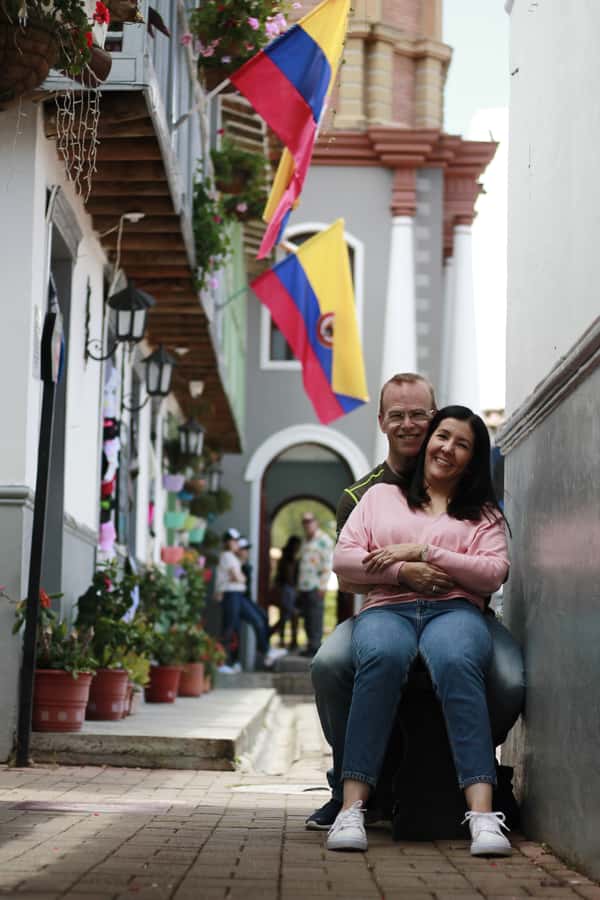 Guatapé: Day trip with Transport, Food & Boat - Guatapé’s painted streets deserve more than a photo stop