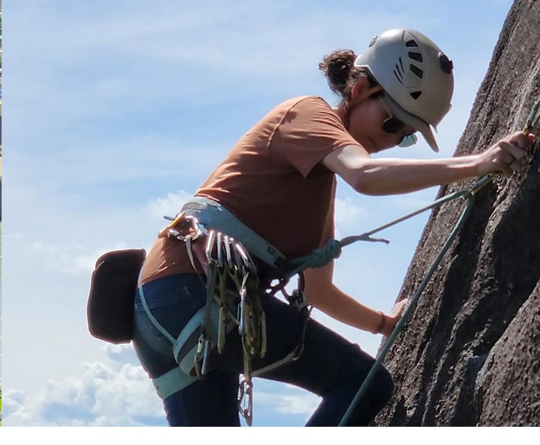 Guatapé: Iconic rock climbing for beginners and experts. - What the $85 Price Delivers