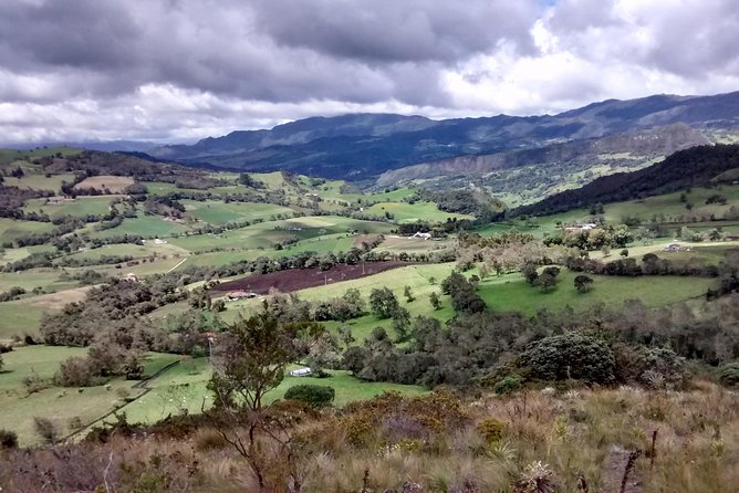 Guatavita Half-Day Private Tour (5 Hrs.) - Lake Guatavita and the El Dorado legend