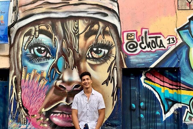 Guided Tour of Comuna 13 Medellín with Snacks Included - Why Comuna 13 makes such a powerful first stop