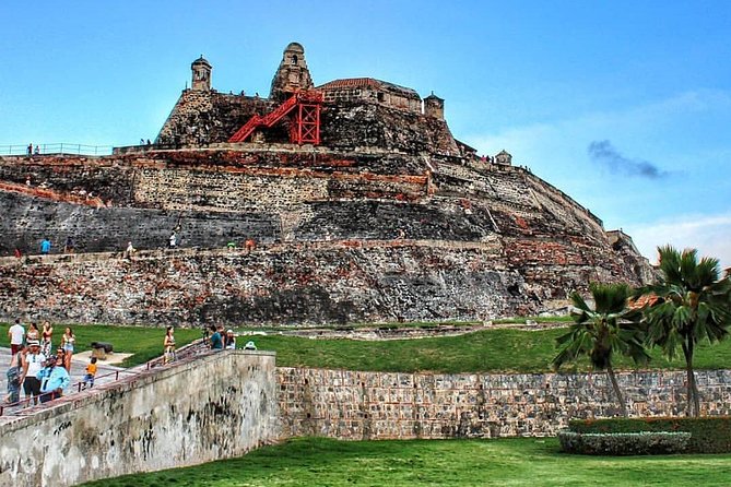 Half-Day Tour of Cartagena by Air-Conditioned Vehicles - Las Bovedas and the modern city by air-conditioned van