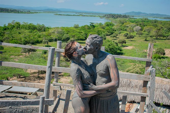 Half-Day Tour to Totumo Mud Volcano from Cartagena - Understanding the tip system before you arrive