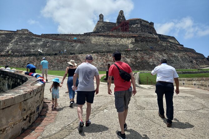 Highlights & Iconic Places Tour! - Why this four-hour route works well